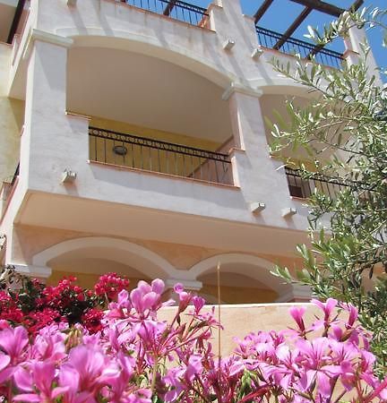 Residence Olimpo Santa Teresa Gallura Extérieur photo