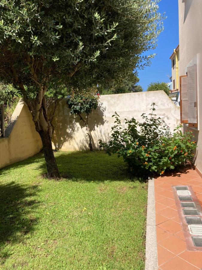 Residence Olimpo Santa Teresa Gallura Extérieur photo