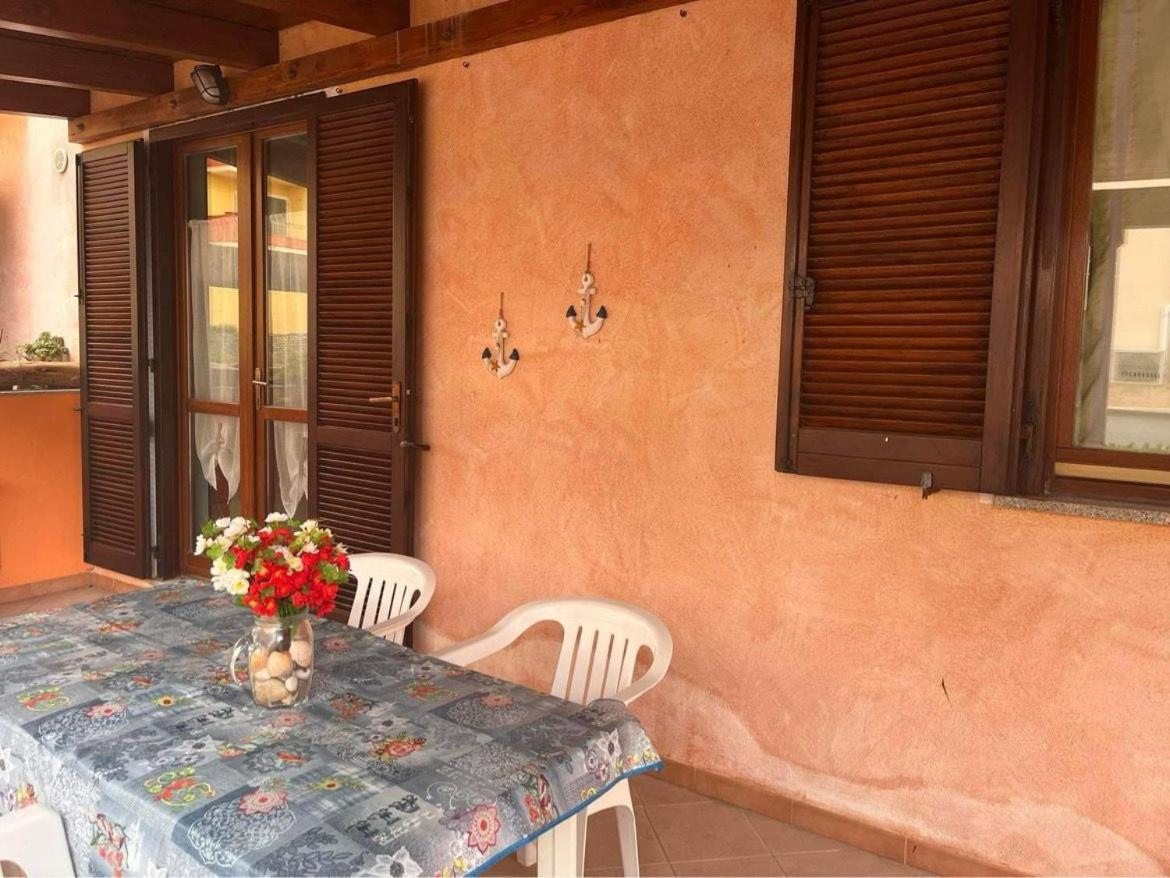 Residence Olimpo Santa Teresa Gallura Extérieur photo