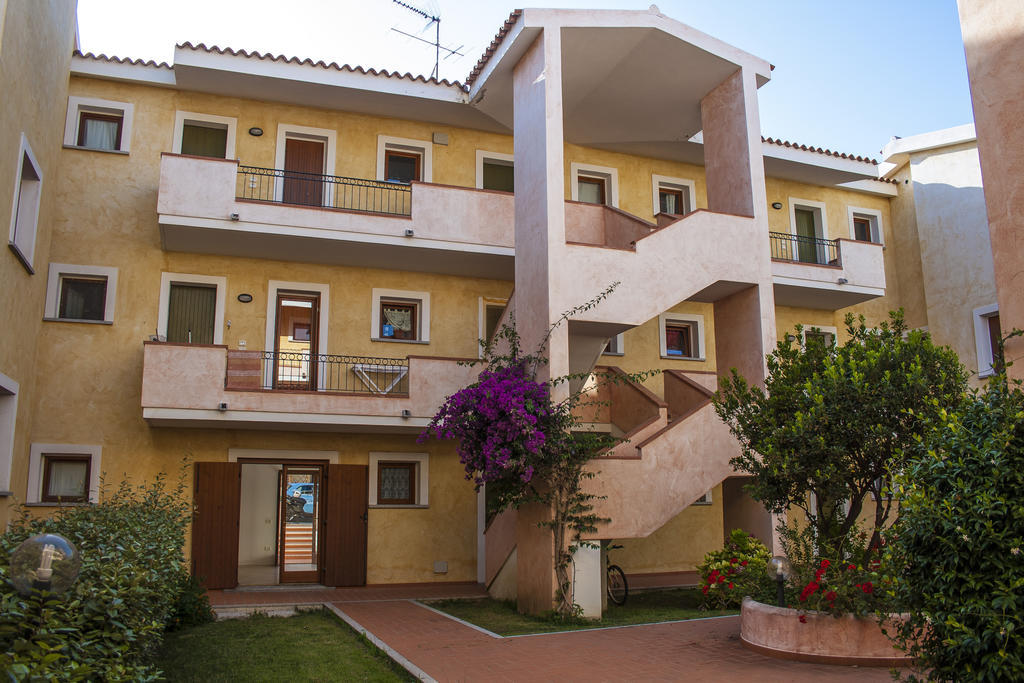 Residence Olimpo Santa Teresa Gallura Extérieur photo