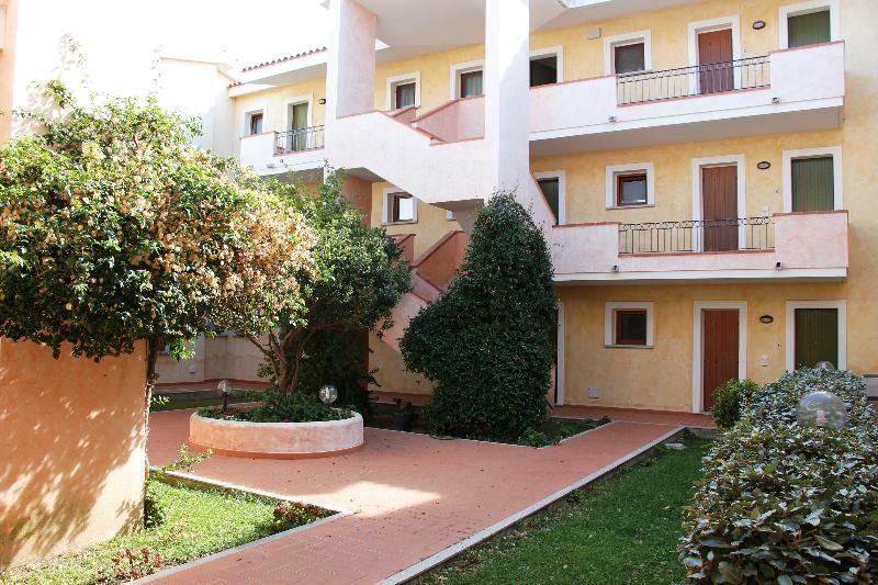 Residence Olimpo Santa Teresa Gallura Extérieur photo