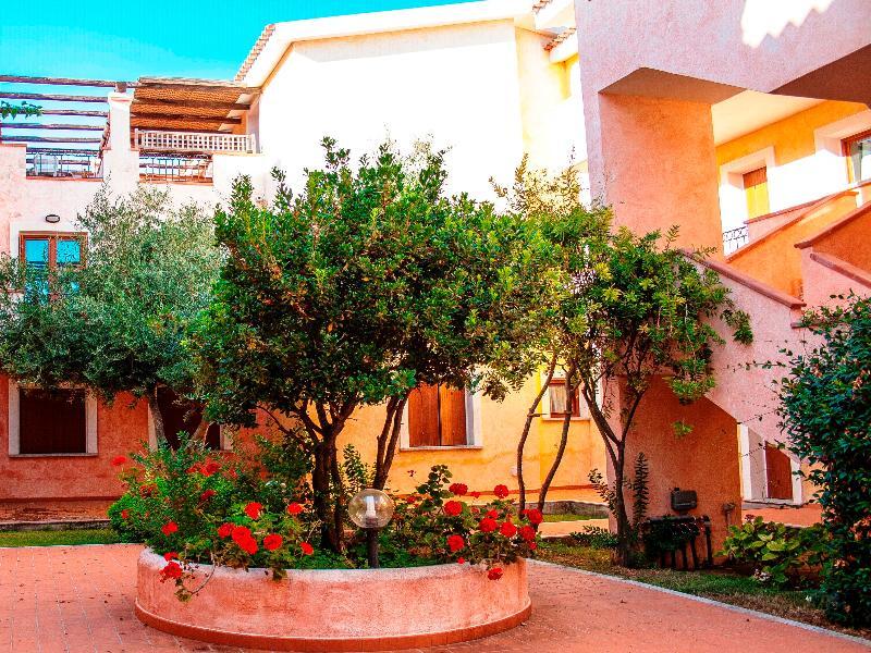 Residence Olimpo Santa Teresa Gallura Extérieur photo